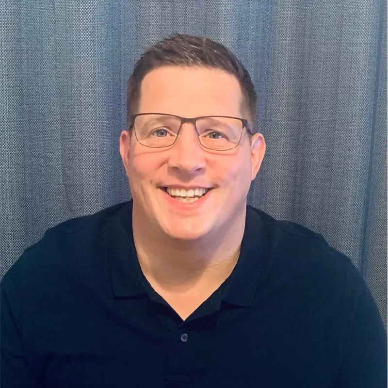 picture of employee